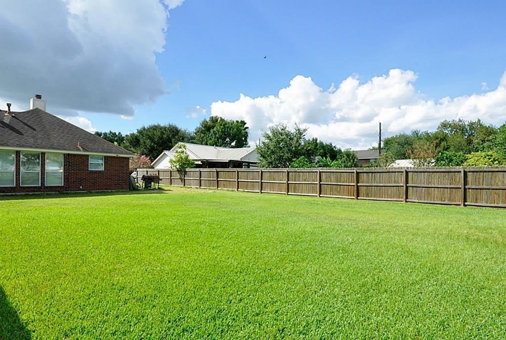 8715 Charity Street - Photo 14