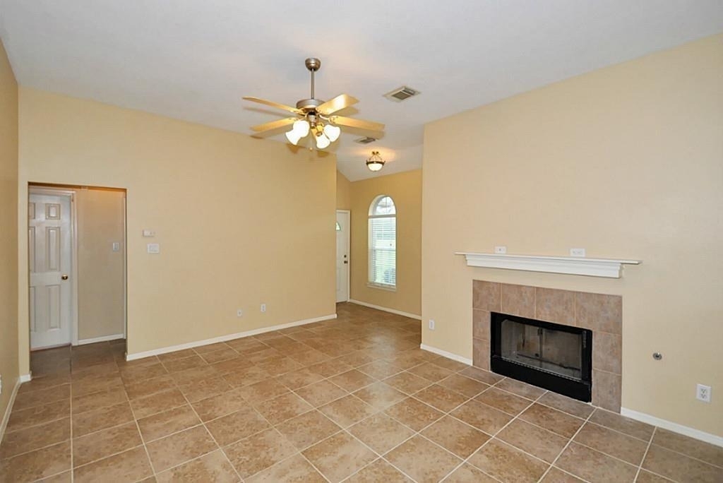 8715 Charity Street - Photo 8