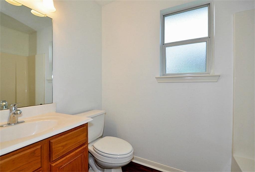 8715 Charity Street - Photo 10
