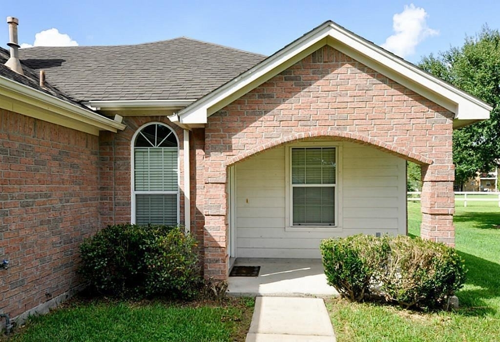 8715 Charity Street - Photo 1