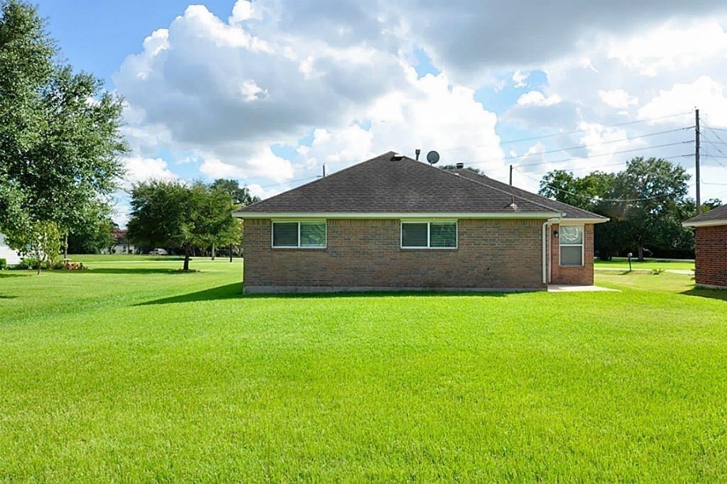 8715 Charity Street - Photo 15