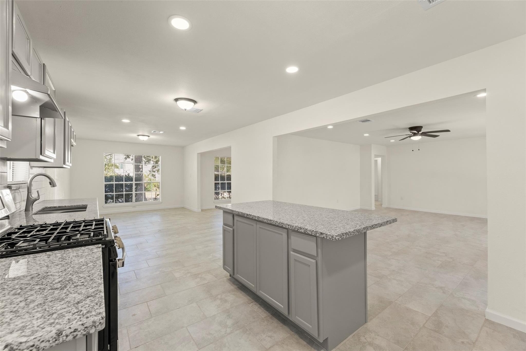 22019 Kenchester Drive - Photo 6