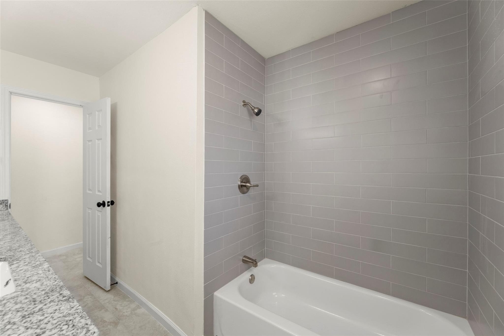 22019 Kenchester Drive - Photo 16