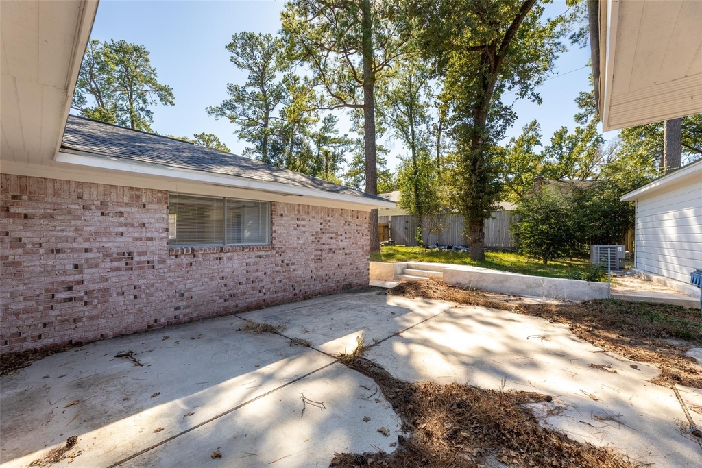 22019 Kenchester Drive - Photo 4
