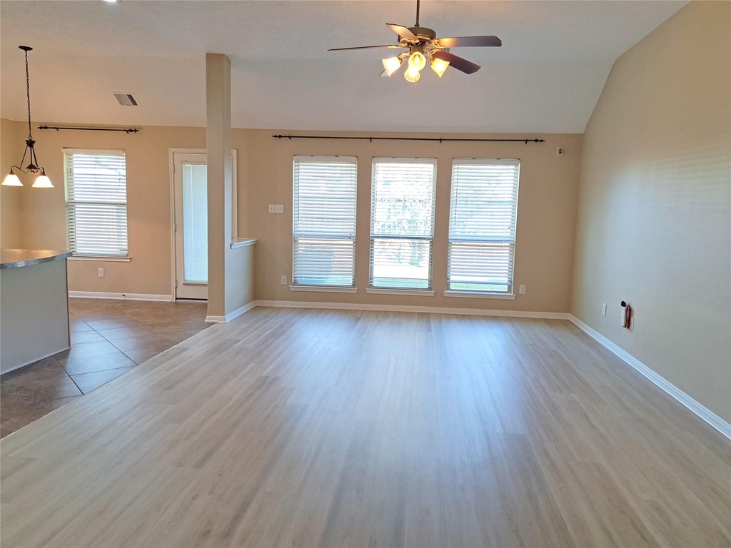 21910 Cascade Hollow Lane - Photo 8