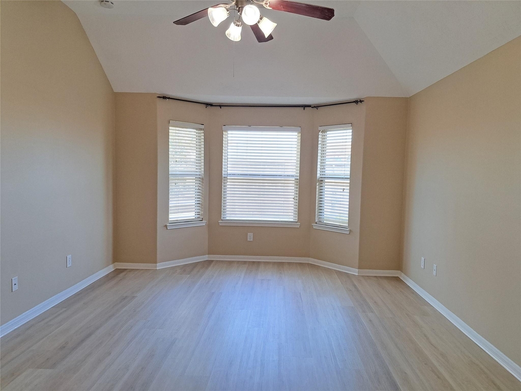 21910 Cascade Hollow Lane - Photo 19