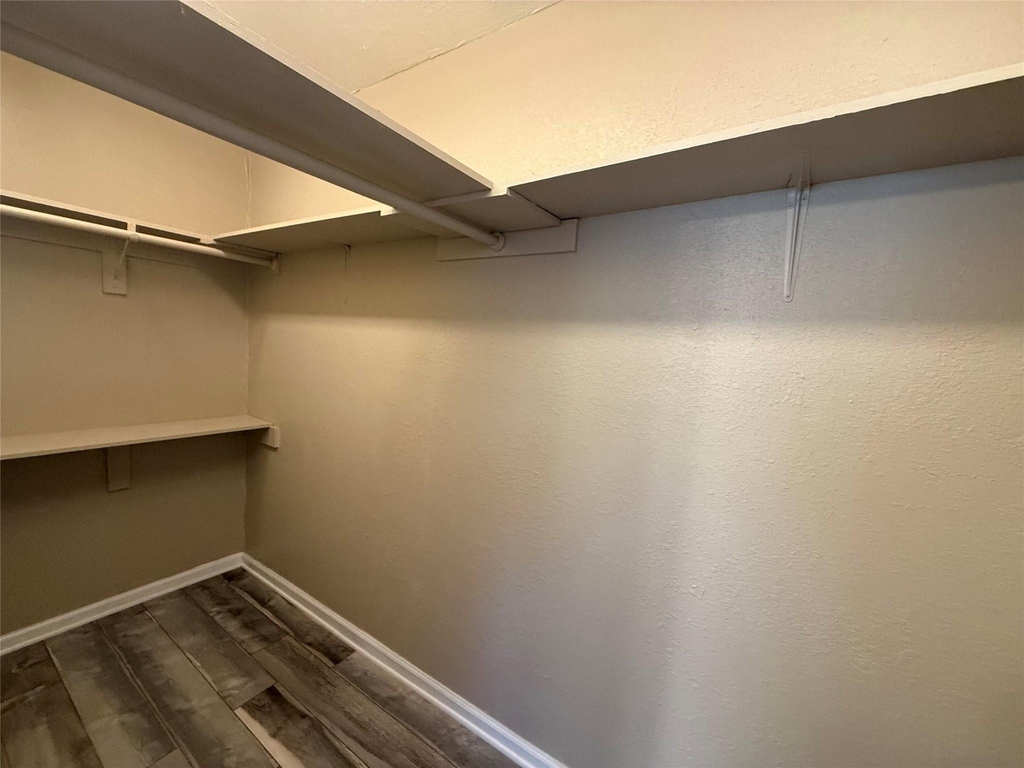 642 5th Street - Photo 8