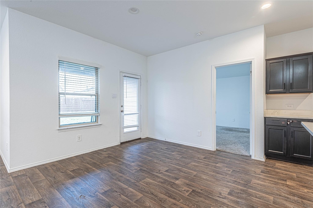 5110 Hedgerose Lane - Photo 7