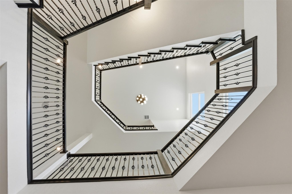 3411 Nance Street - Photo 5
