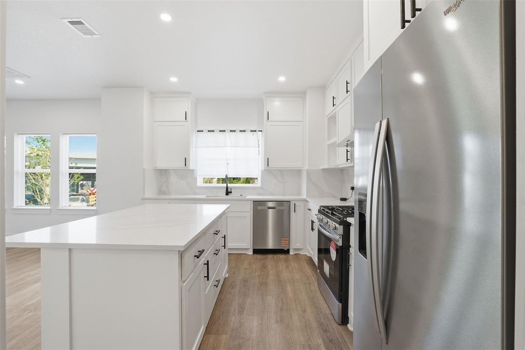 3411 Nance Street - Photo 11
