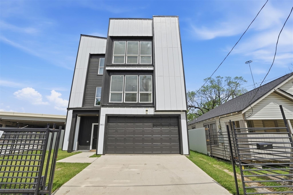 3411 Nance Street - Photo 0