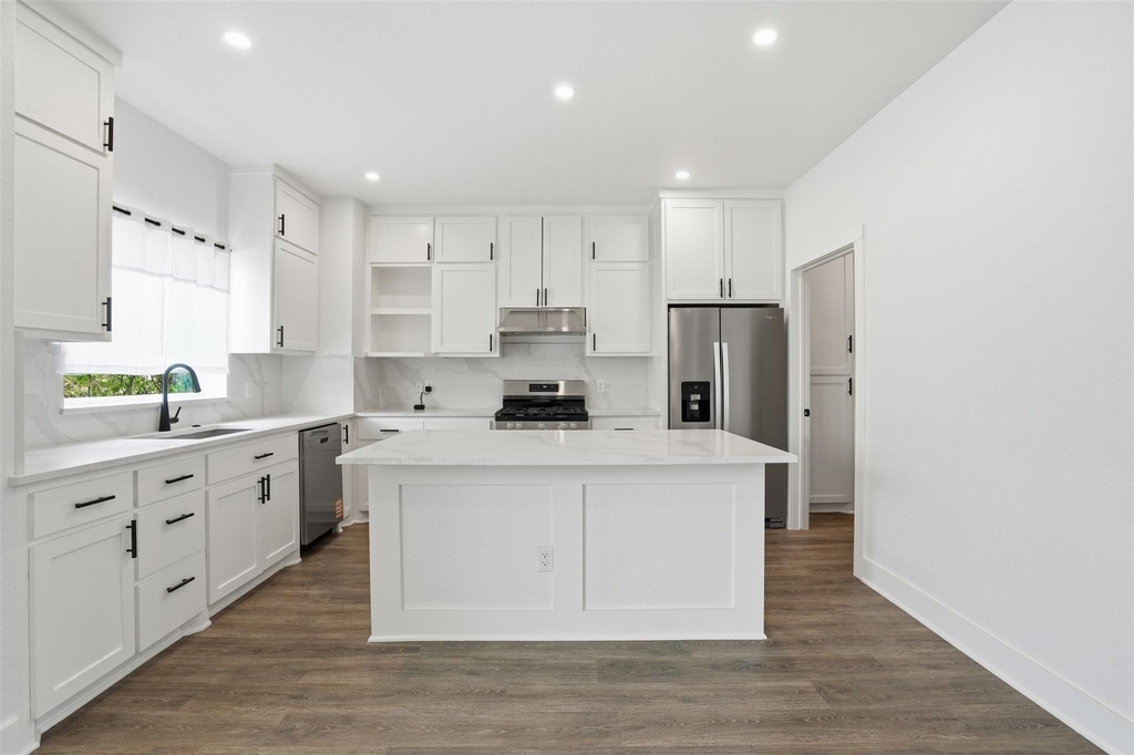 3411 Nance Street - Photo 8