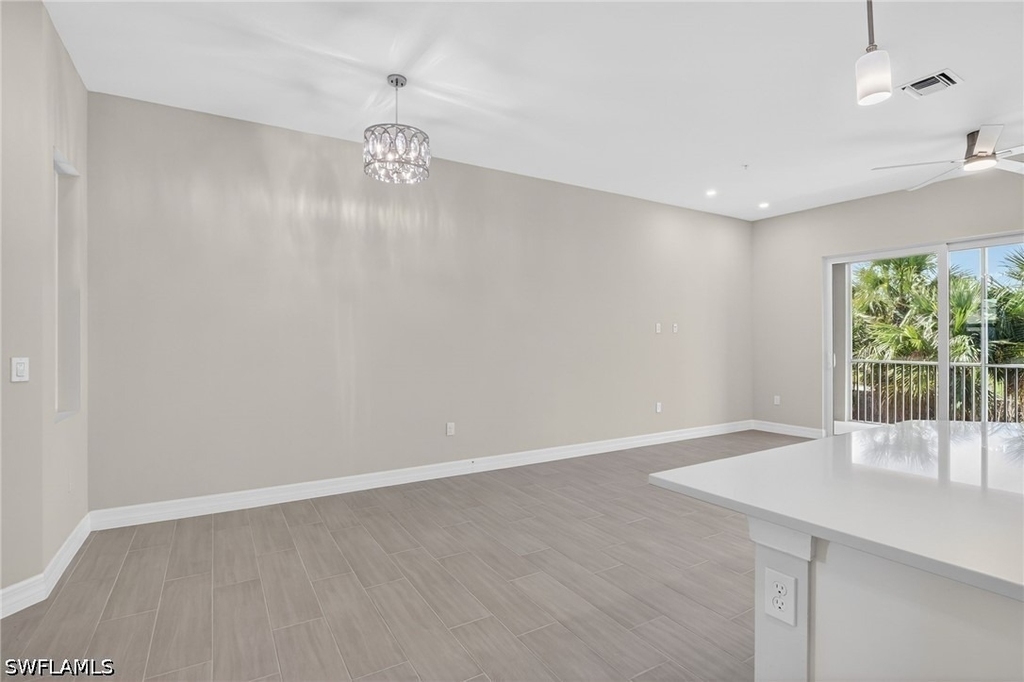 286 Indies Drive E - Photo 5