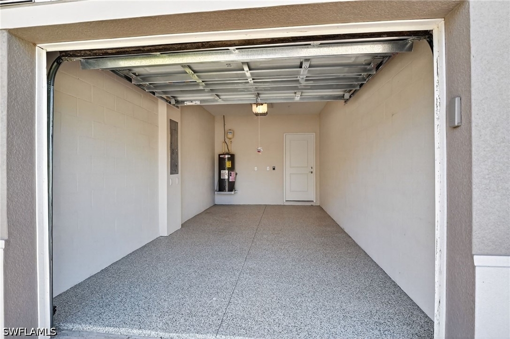 286 Indies Drive E - Photo 14