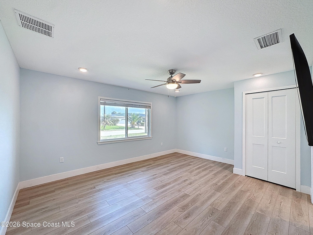 1707 Shore Drive - Photo 17