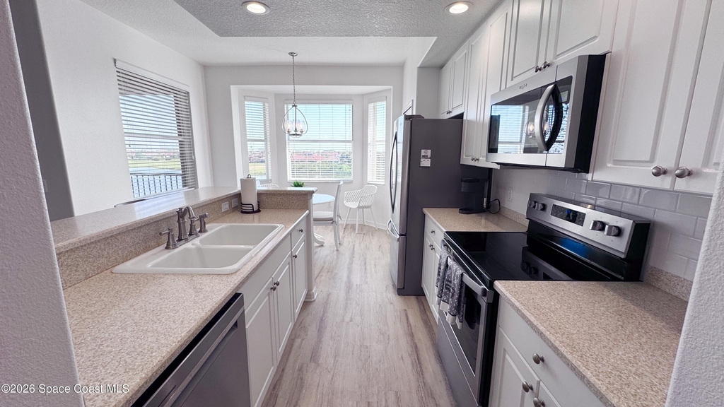 6828 Toland Drive - Photo 10