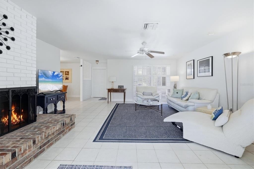 616 Lyons Lane - Photo 6