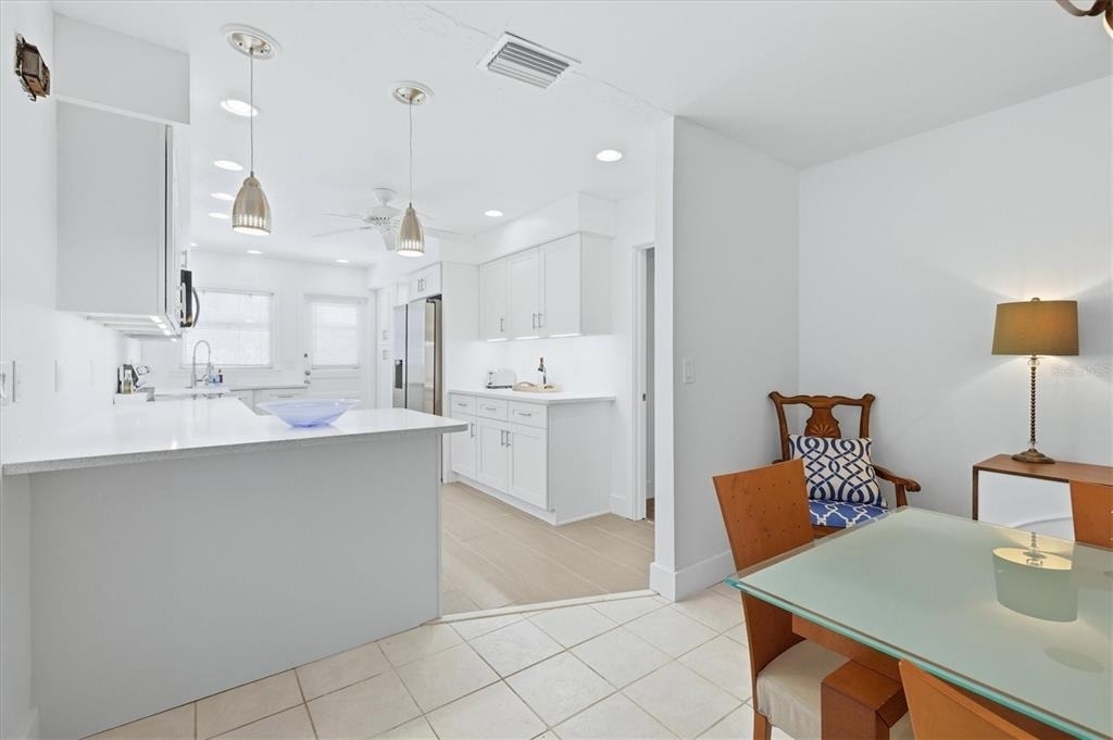 616 Lyons Lane - Photo 7