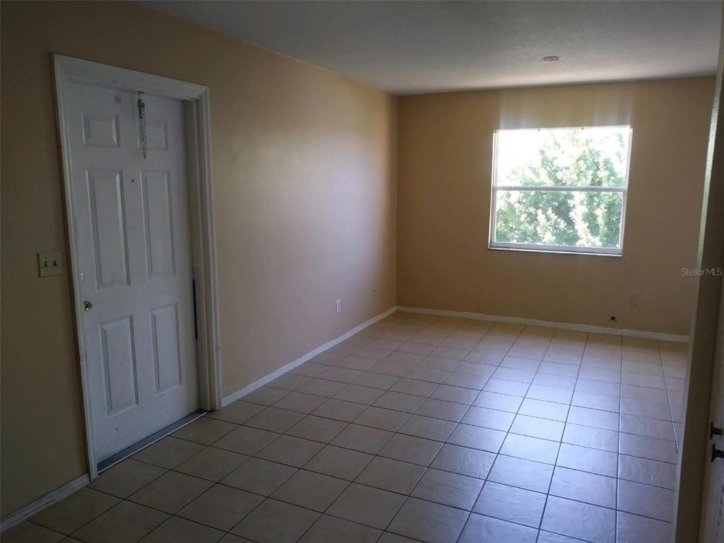 736 Michigan Court - Photo 5