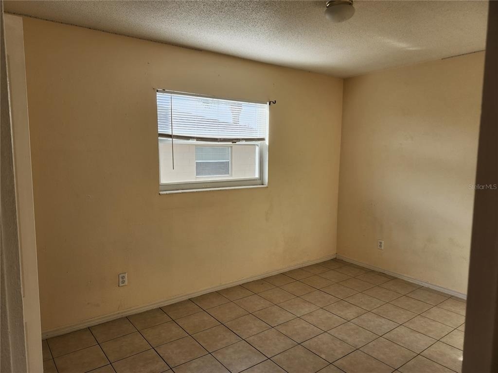 736 Michigan Court - Photo 6