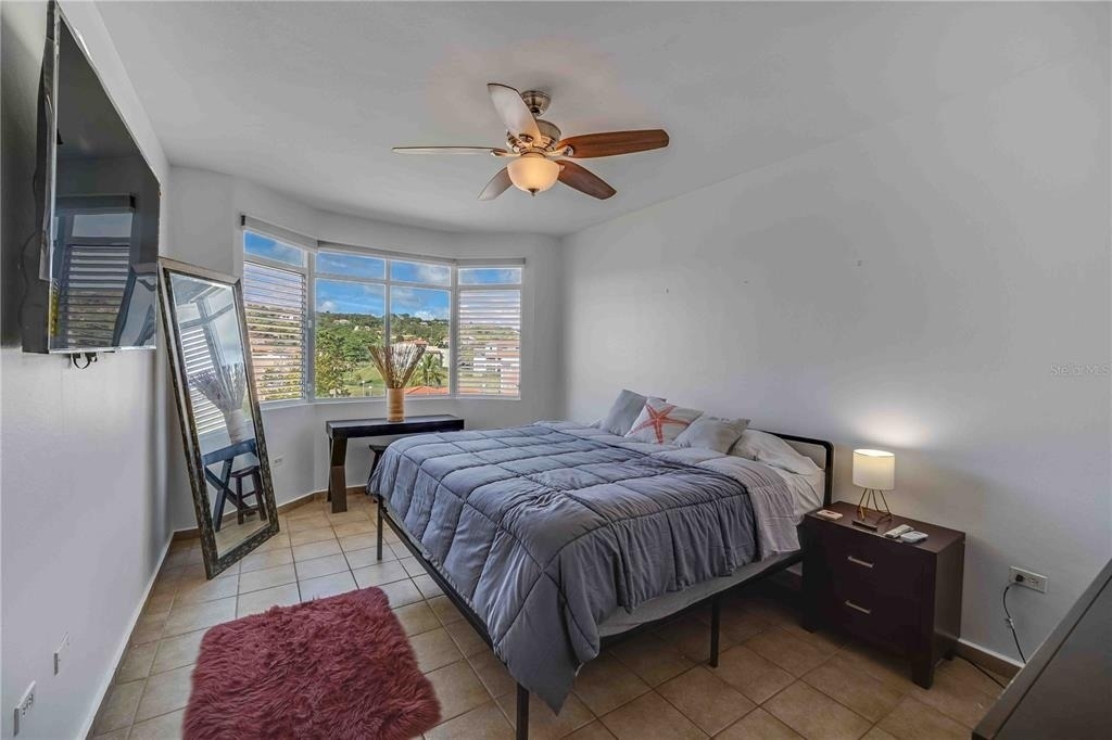 180 Palmas Drive - Photo 2