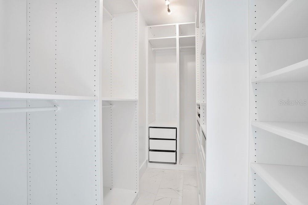 812 East Boulevard - Photo 41