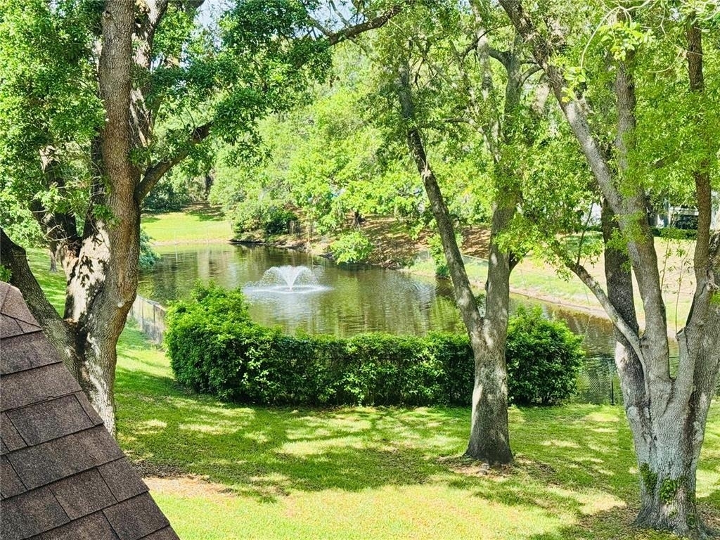 385 Woodside Drive - Photo 4