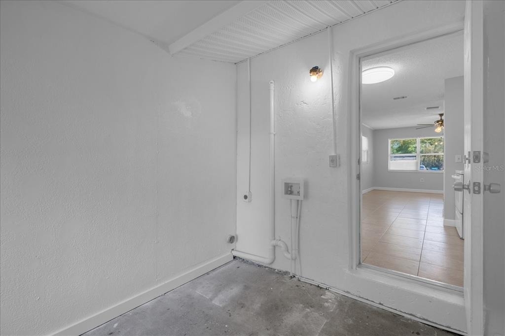 284 Short St - Photo 13