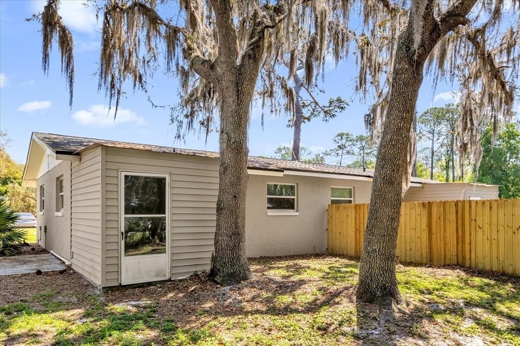 284 Short St - Photo 14