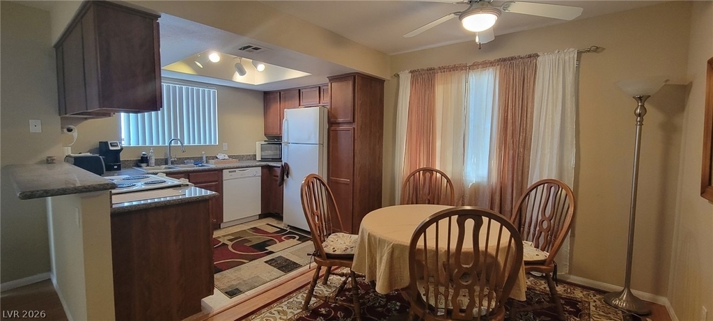 7300 Pirates Cove Road - Photo 3