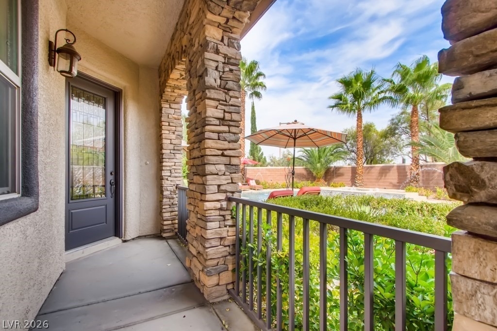 1041 Baronet Drive - Photo 3