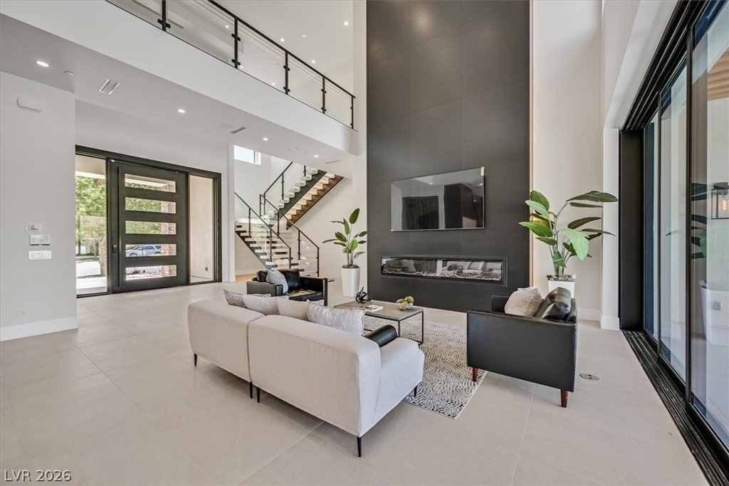 34 Vintage Canyon Street - Photo 3