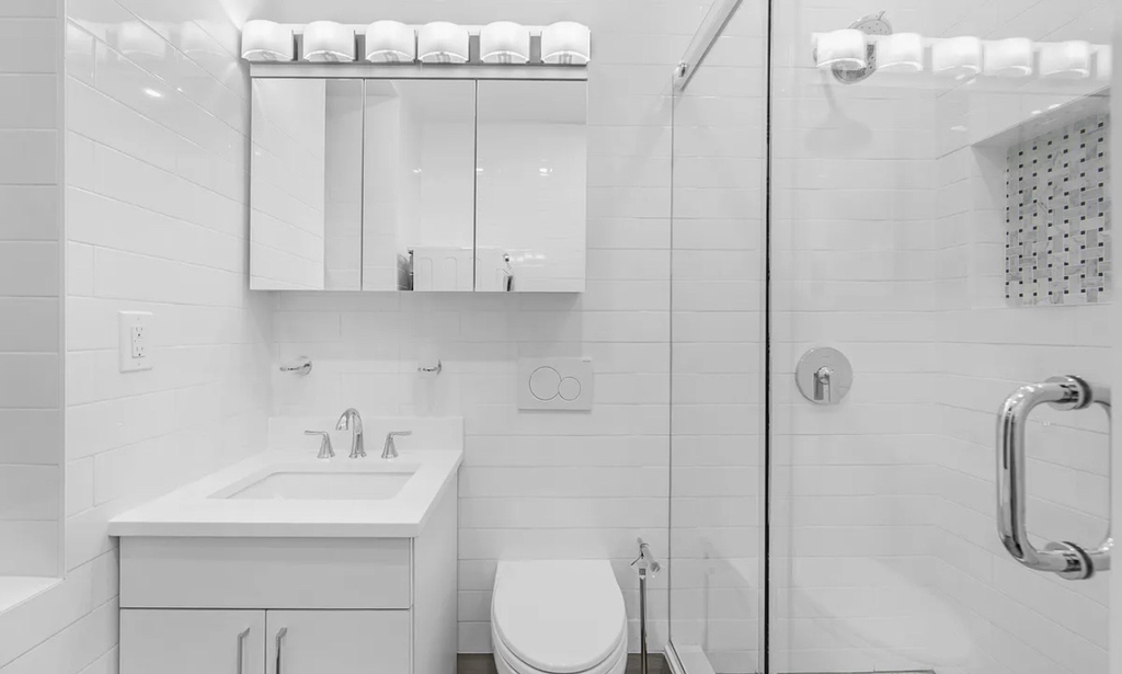 200 West 58th Street - Photo 8