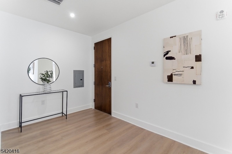 423 South Avenue West - Photo 4