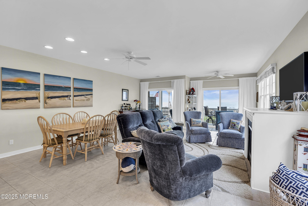 209 Beachfront - Photo 2