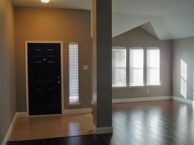 716 Alder Drive - Photo 2