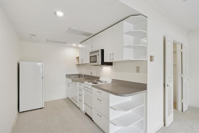 6211 W Northwest Highway - Photo 5