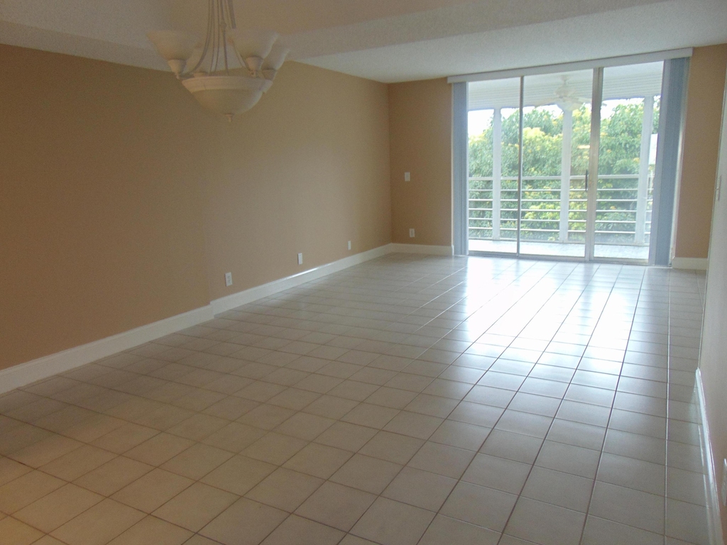 3286 Arcara Way - Photo 4