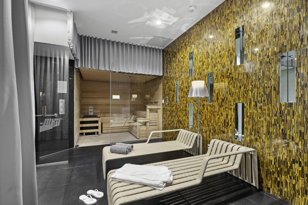 2000 Metropica Way - Photo 33