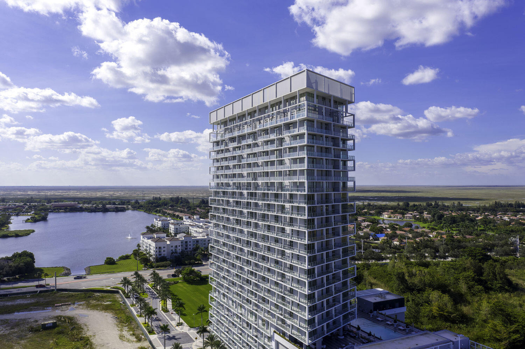 2000 Metropica Way - Photo 3