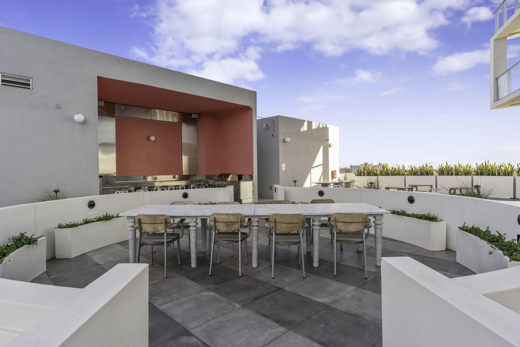 2000 Metropica Way - Photo 51