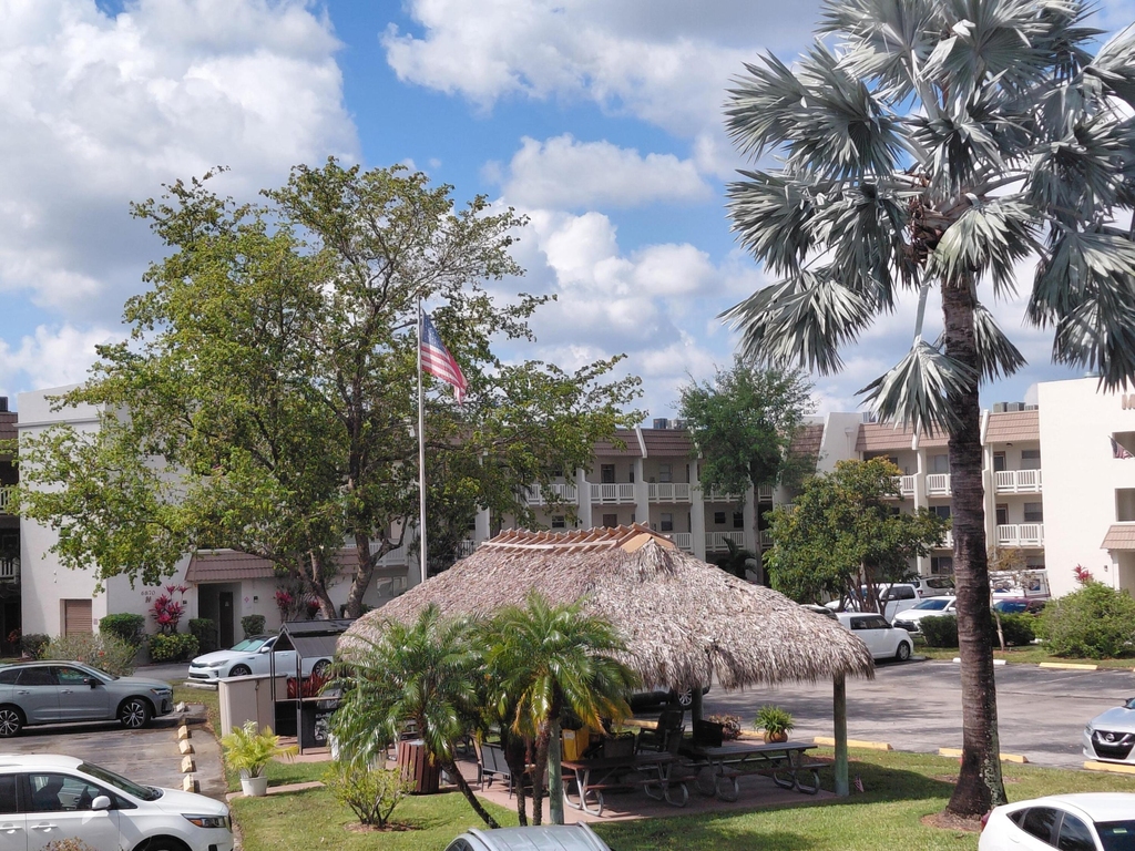 6850 Royal Palm Boulevard - Photo 11
