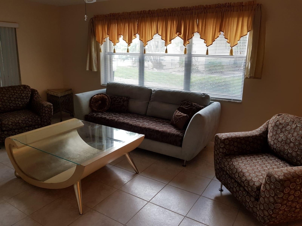 3300 Spanish Moss Terrace - Photo 5