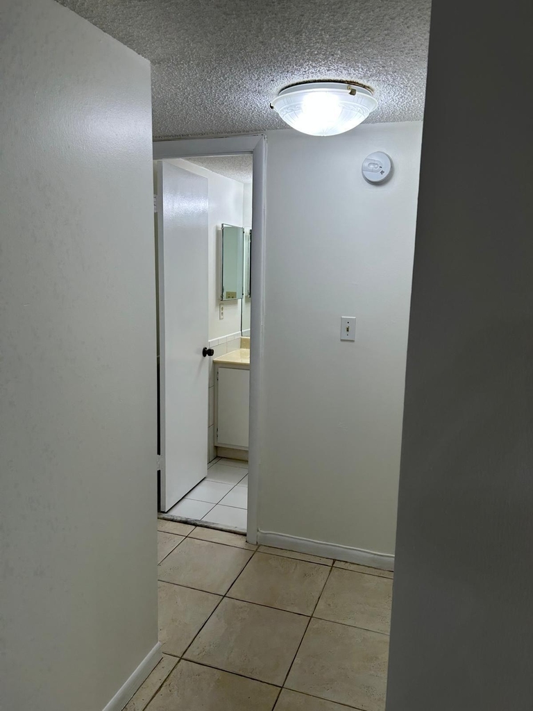 3300 Spanish Moss Terrace - Photo 8