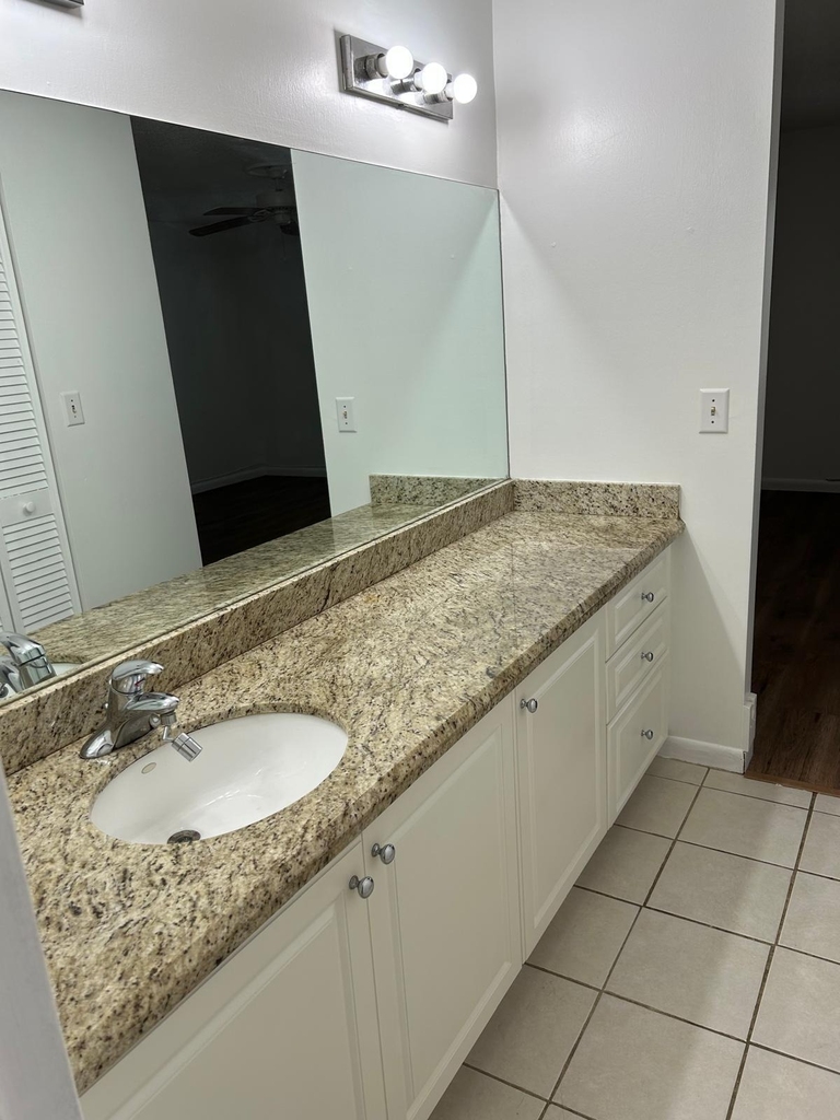 3300 Spanish Moss Terrace - Photo 27