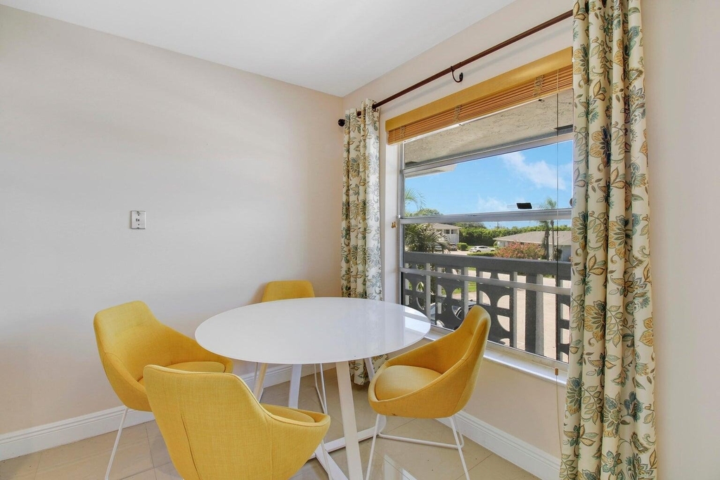 2730 Sw 13th Street - Photo 8