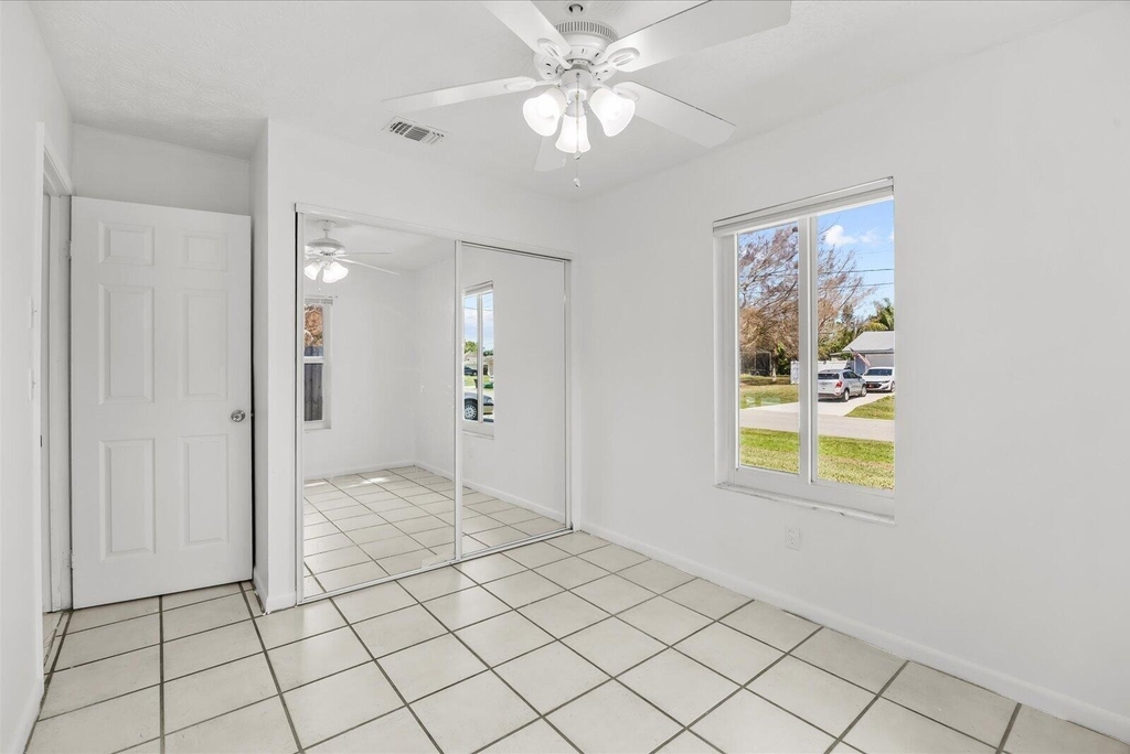 2010 Sw Burlington Street - Photo 16