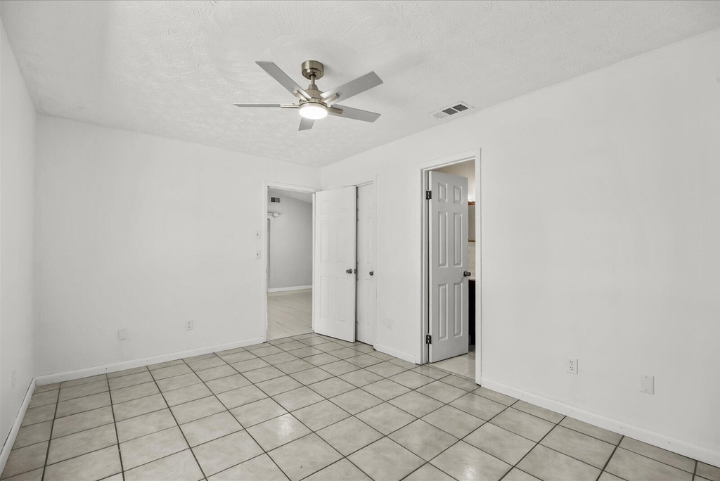 2010 Sw Burlington Street - Photo 10