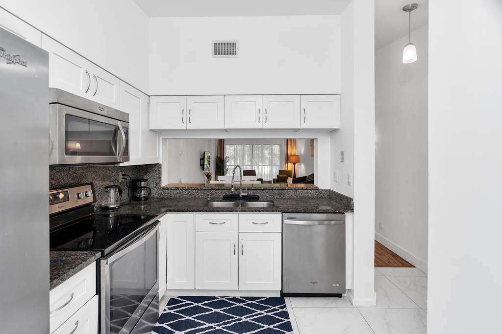 3139 Millwood Terrace - Photo 1