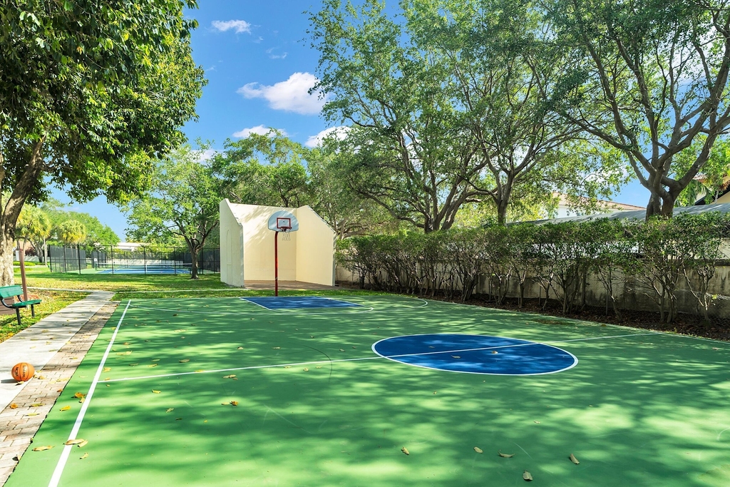 3139 Millwood Terrace - Photo 18